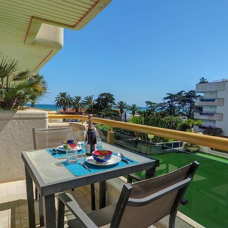 Mediterraneo Seaview Apartment By Hello Homes Сіджас Екстер'єр фото