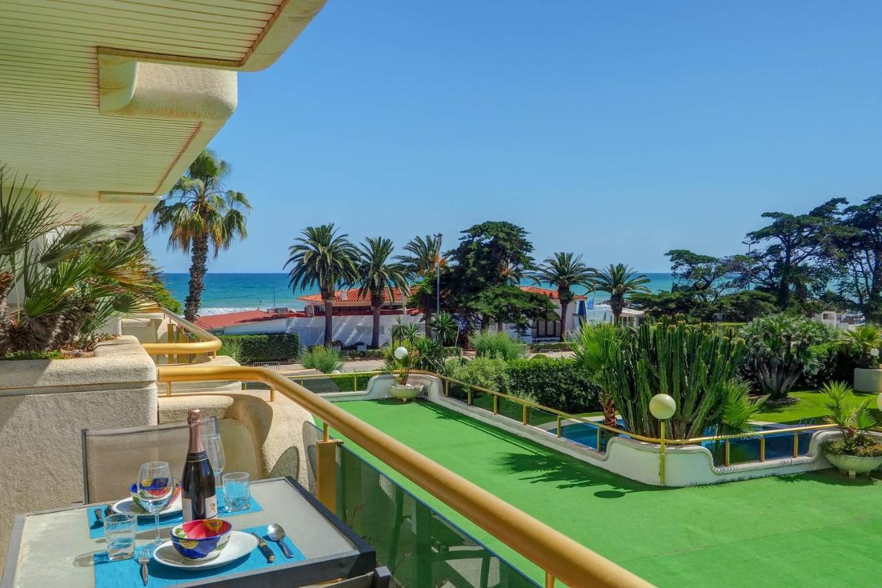 Mediterraneo Seaview Apartment By Hello Homes Сіджас Екстер'єр фото