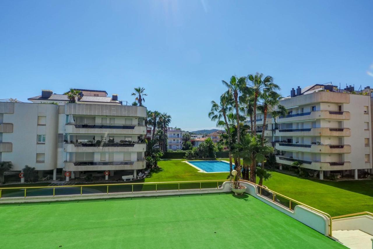 Mediterraneo Seaview Apartment By Hello Homes Сіджас Екстер'єр фото